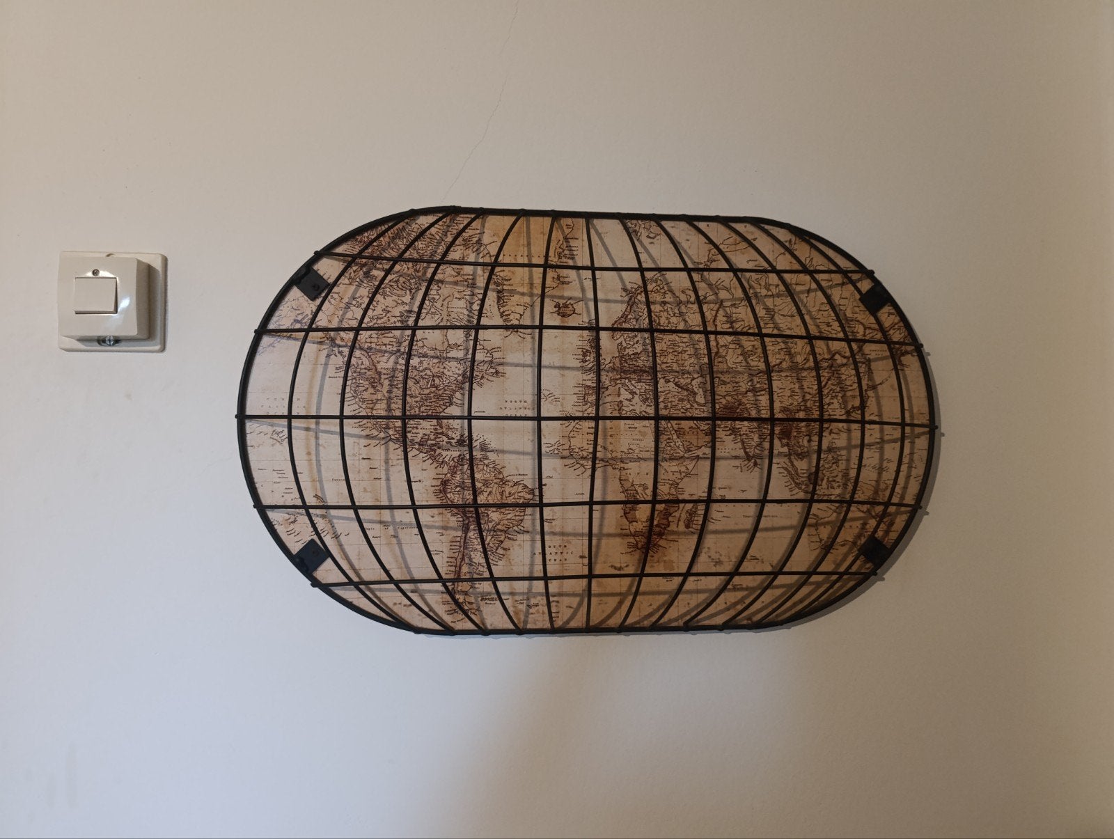 Wanddecoratie wereldkaart, Ophalen, Zo goed als nieuw, Decoratieobject