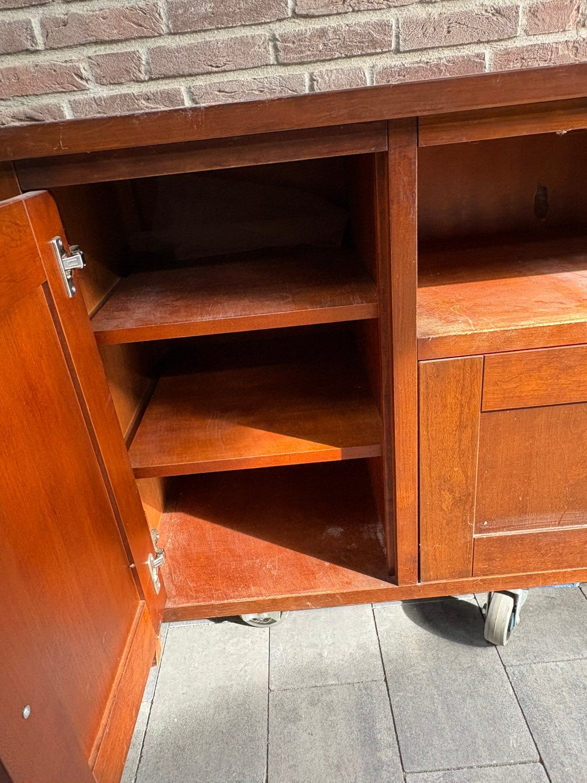 TV kast, Huis en Inrichting, Kasten | Dressoirs, 100 tot 150 cm, Ophalen of Verzenden, 50 tot 75 cm, Gebruikt