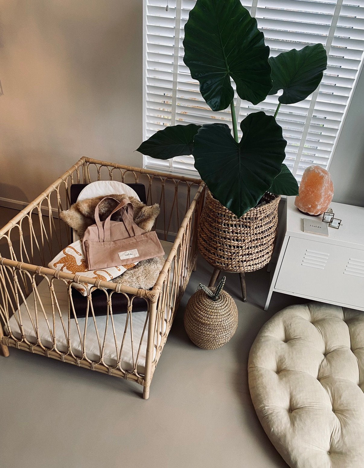 Rotan Box, Kinderen en Baby's, Ophalen, Zo goed als nieuw, Rond, In hoogte verstelbaar