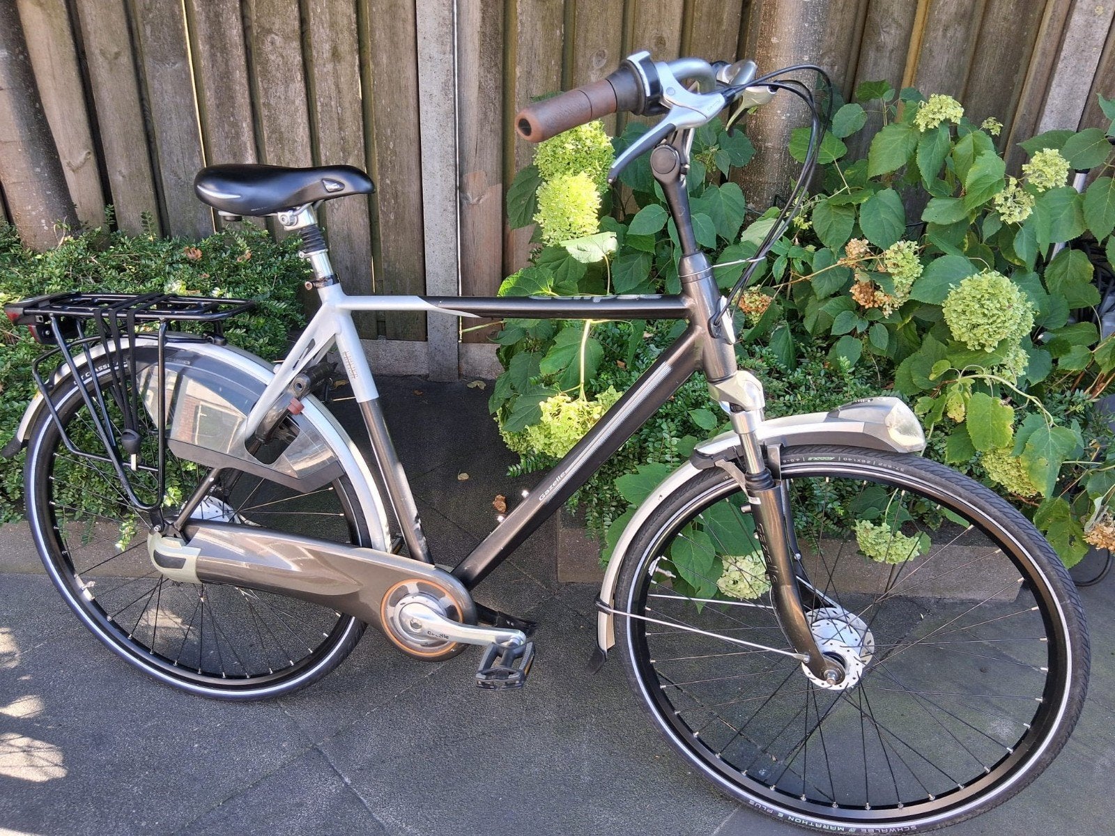 Sportieve Gazelle Eclipse H57 8 versnellingen, Ophalen, Versnellingen, Zo goed als nieuw, 57 tot 61 cm