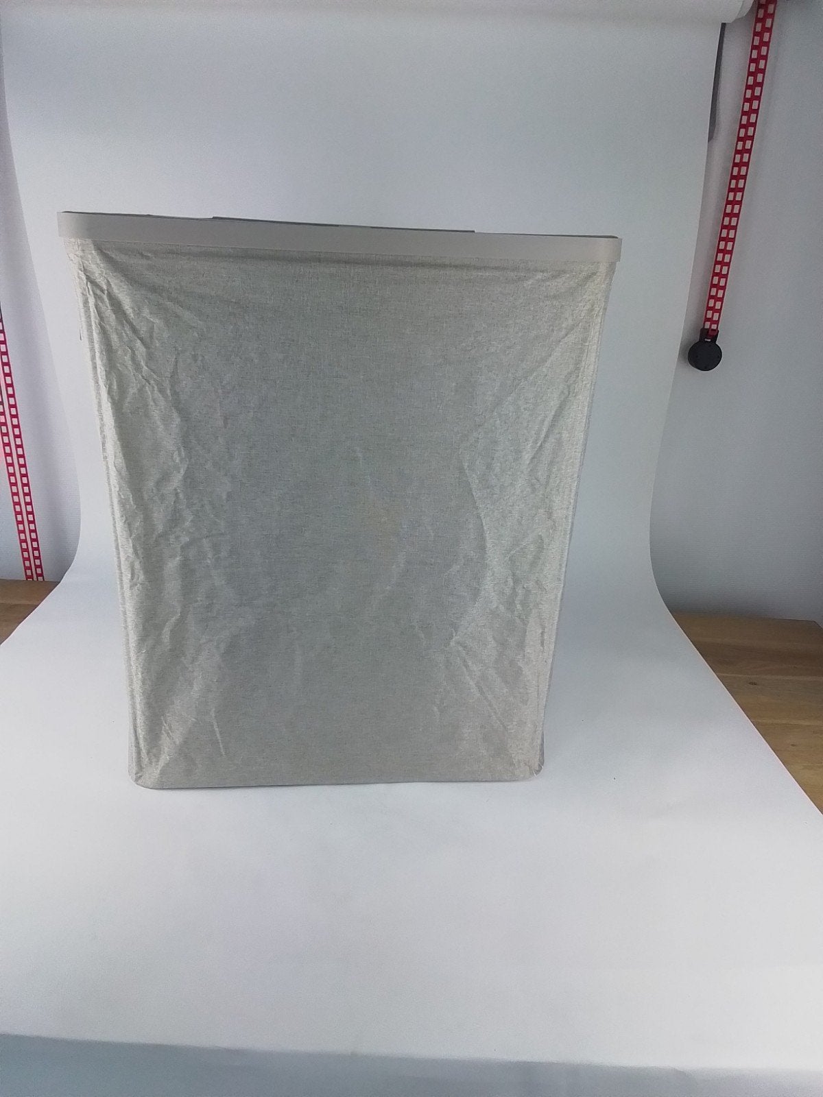 Grijze wasmand met deksel en handvatten, ., Ophalen of Verzenden, Zo goed als nieuw, Modern