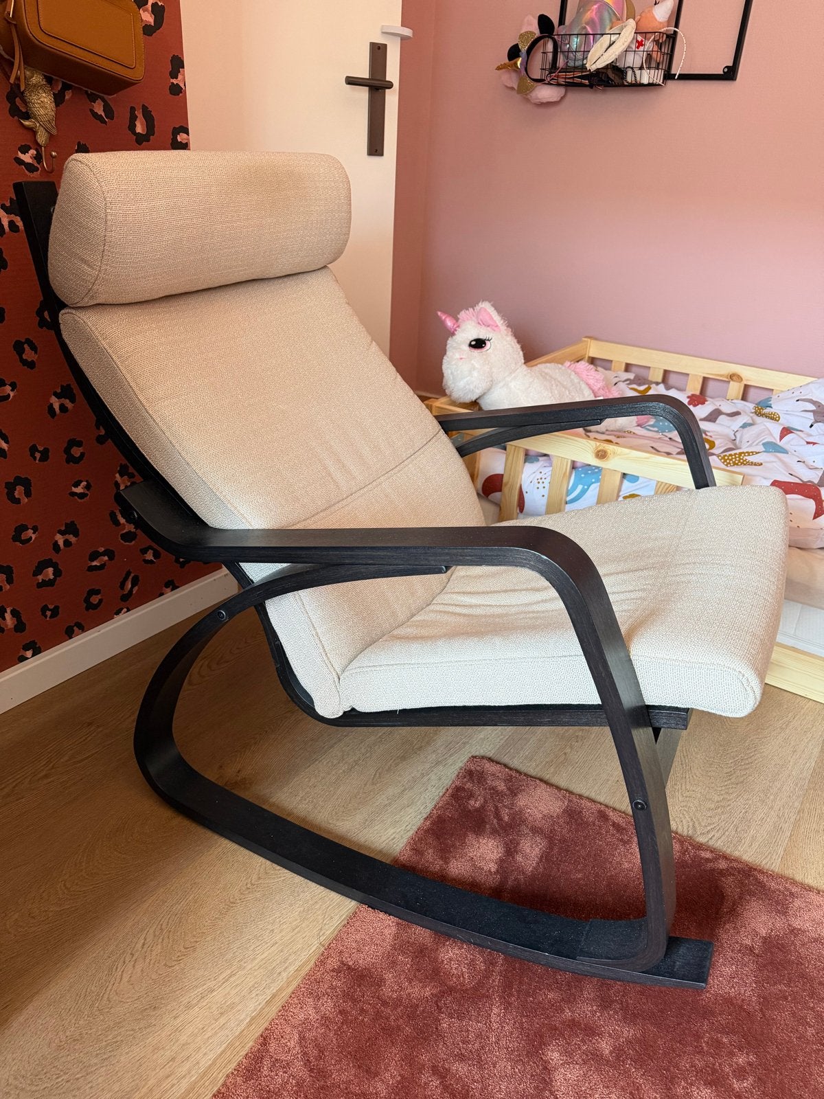 IKEA Poäng stoel met grijs beige zitting, Huis en Inrichting, Stoelen, Ophalen, Gebruikt, Hout, Eén