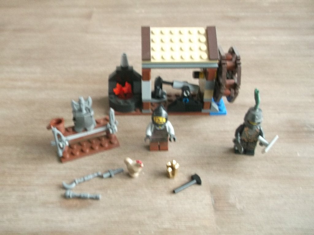 lego kingdoms 6918 blacksmith attack (2011), Gebruikt, Lego, Ophalen of Verzenden, Castle