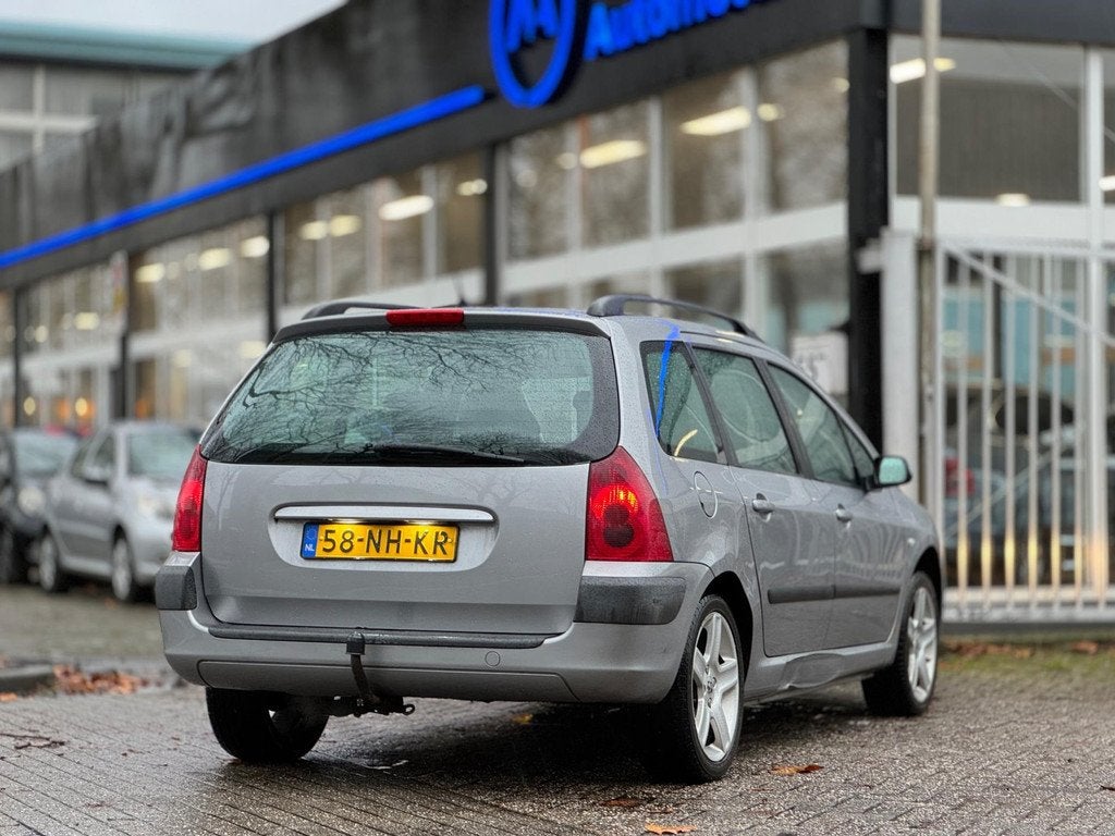 Peugeot 307 Break 2.0-16V XT Camera Leder LM velgen Airco Sp, Voorwielaandrijving, 136 pk, Gebruikt, Origineel Nederlands