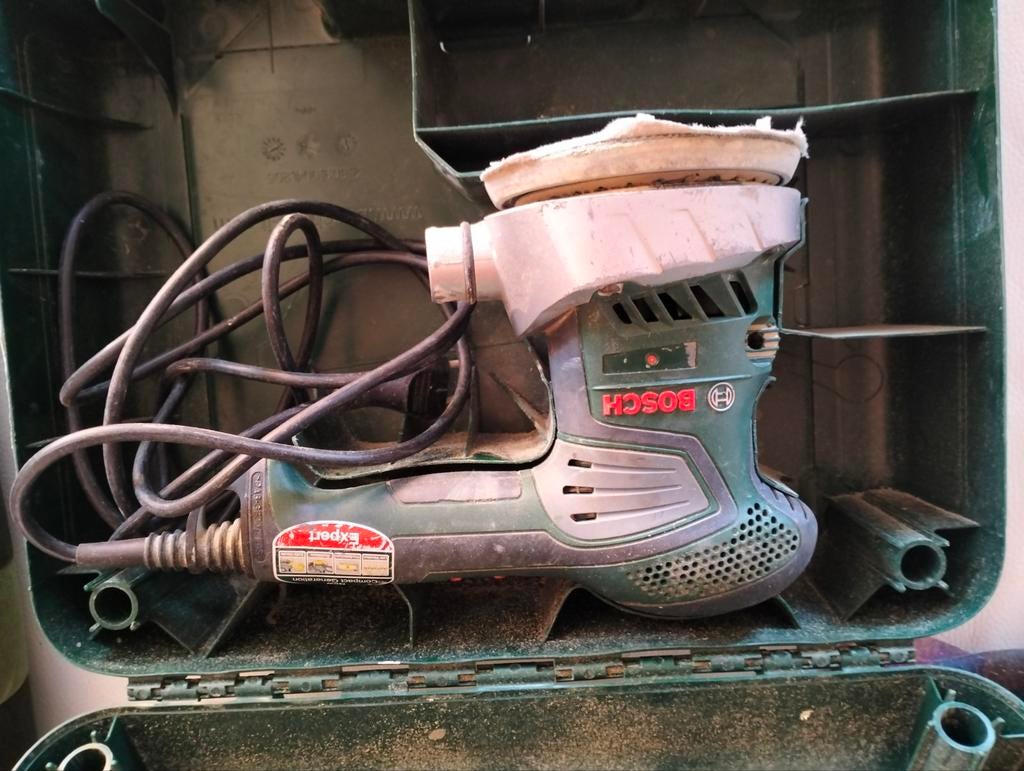 Bosch 125 excentrische schuurmachine, Ophalen of Verzenden, Gebruikt, Minder dan 600 watt, Excentrische schuurmachine