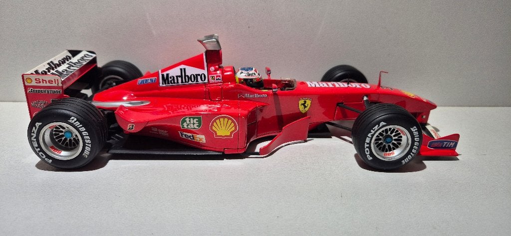 F1 Ferrari F399 Michael Schumacher Marlboro 1/18, Hobby en Vrije tijd, Modelauto's | 1:18, Ophalen of Verzenden, Zo goed als nieuw