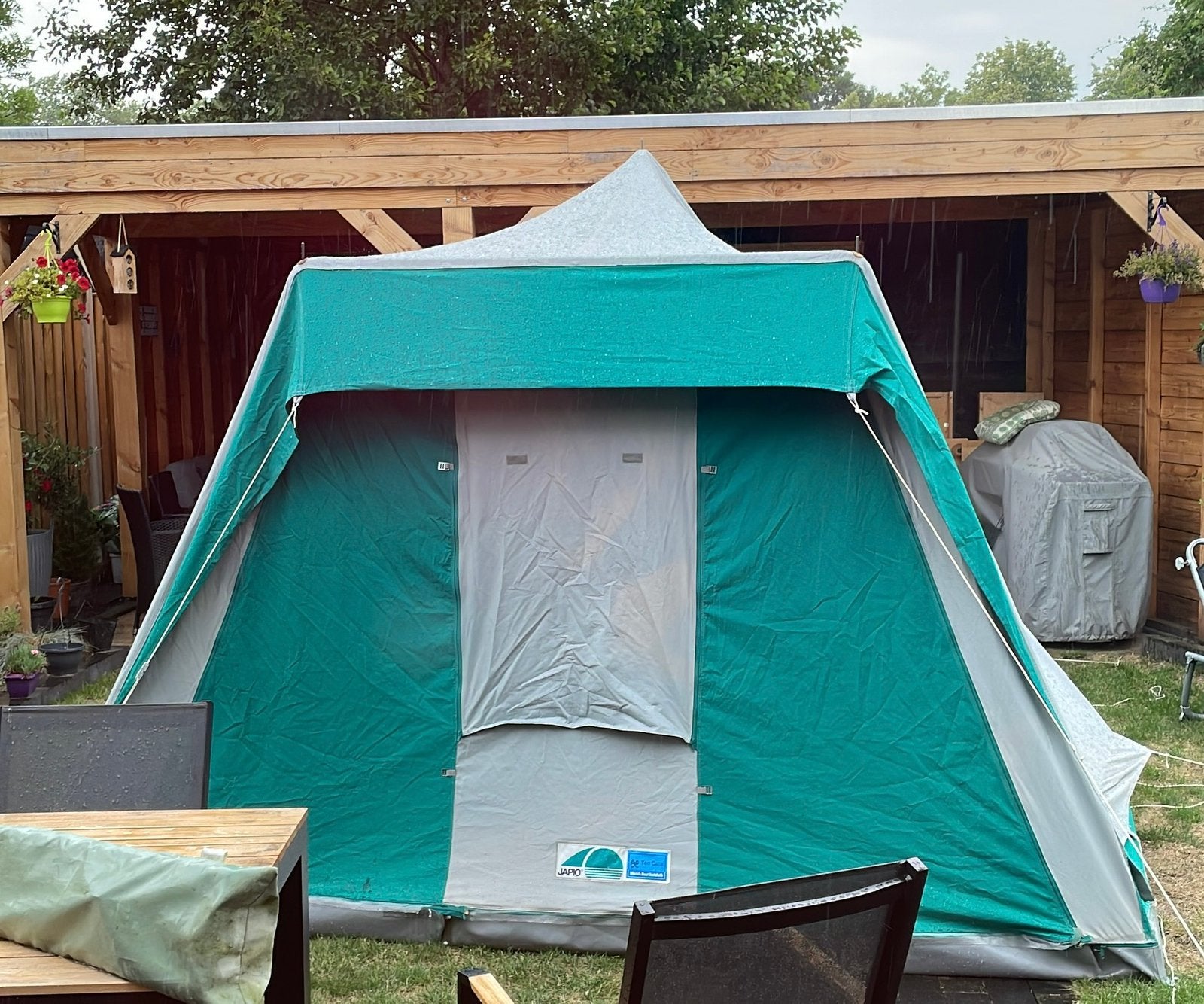 4 persoons japio tent de vrijbuiter., Ophalen, Gebruikt, Tot en met 4