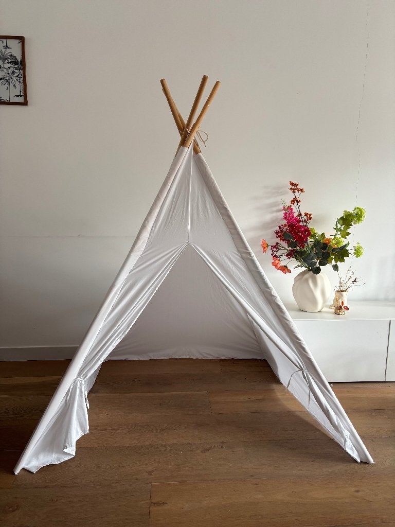 Witte tipi speeltent, Ophalen, Zo goed als nieuw