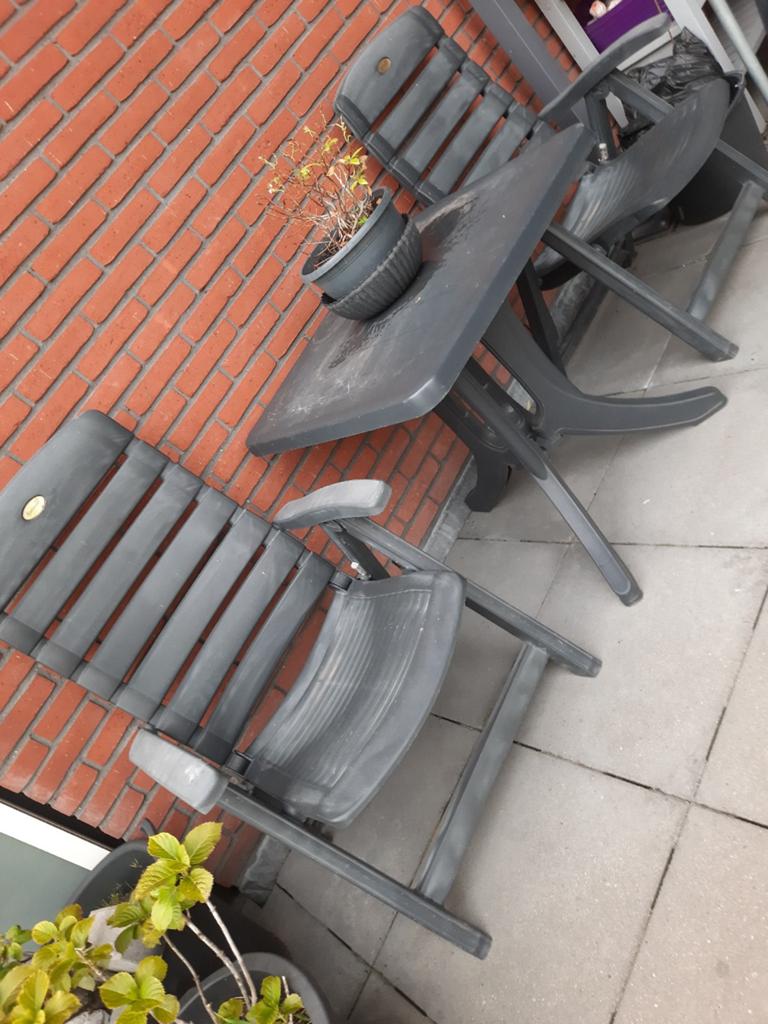 Setje hartmanstoelen  en tafel zwart., Huis en Inrichting, Stoelen, Ophalen of Verzenden