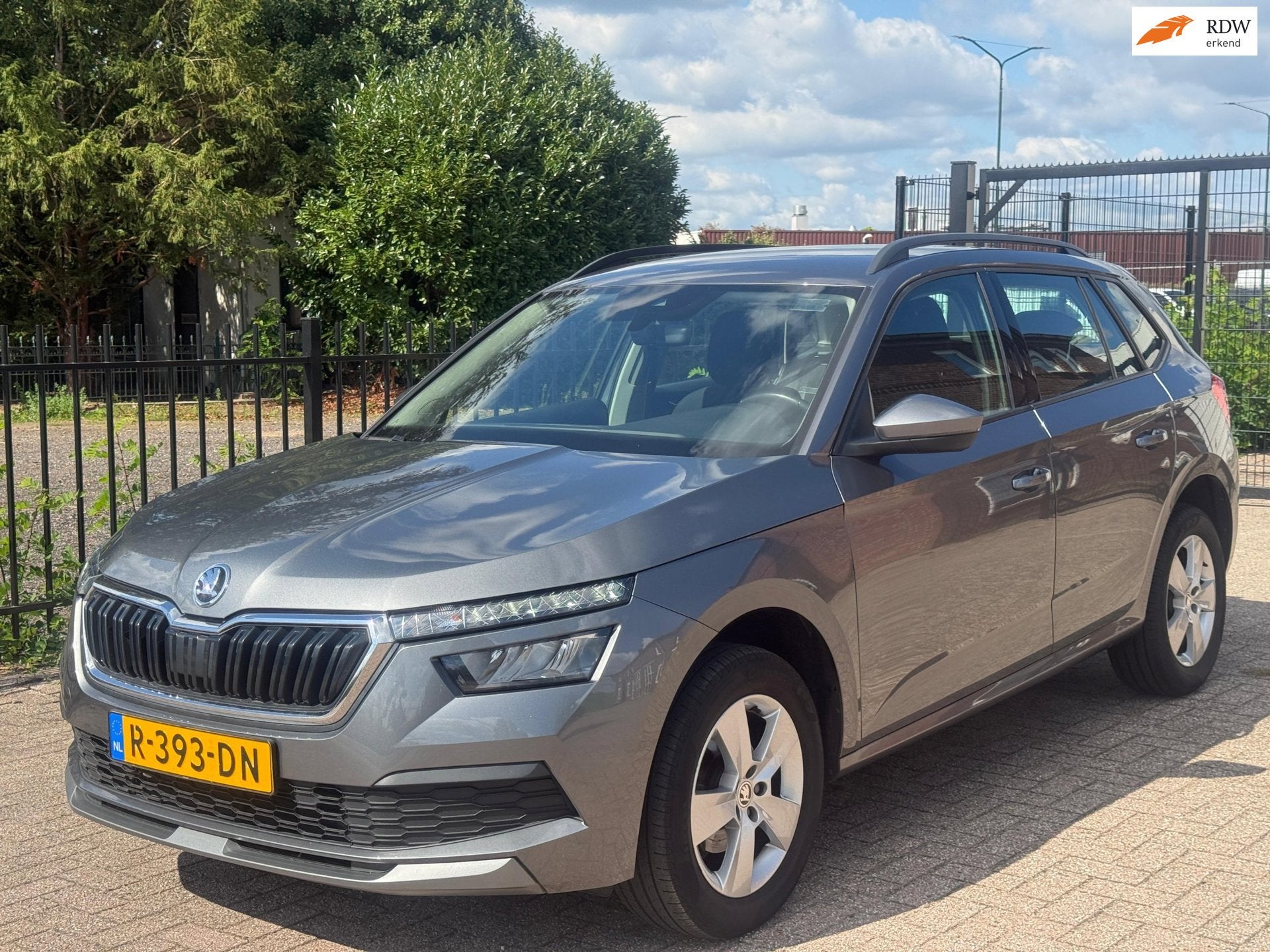 Skoda Kamiq 1.0 TSI Ambition Dealer onderhouden Carplay, Gebruikt, Euro 6, Origineel Nederlands, 630 kg