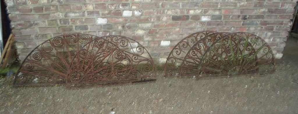 diverse half ronde gesmede roosters ornament raamrooster, Antiek en Kunst, Ophalen
