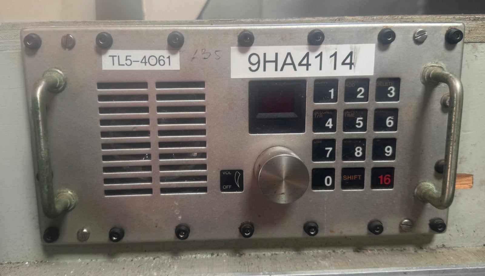 Lindpro VHF marifoon, Ophalen, Gebruikt, Zender en Ontvanger