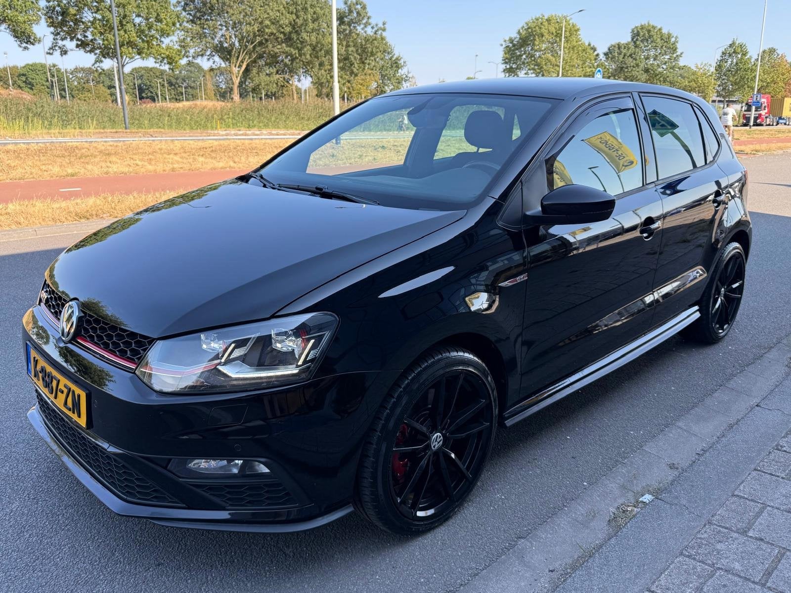 Volkswagen Polo 1.8 TSI GTI/5D/Automaat/Airco/Bleutooth/Crui, Gebruikt, Euro 6, Zwart, Bedrijf