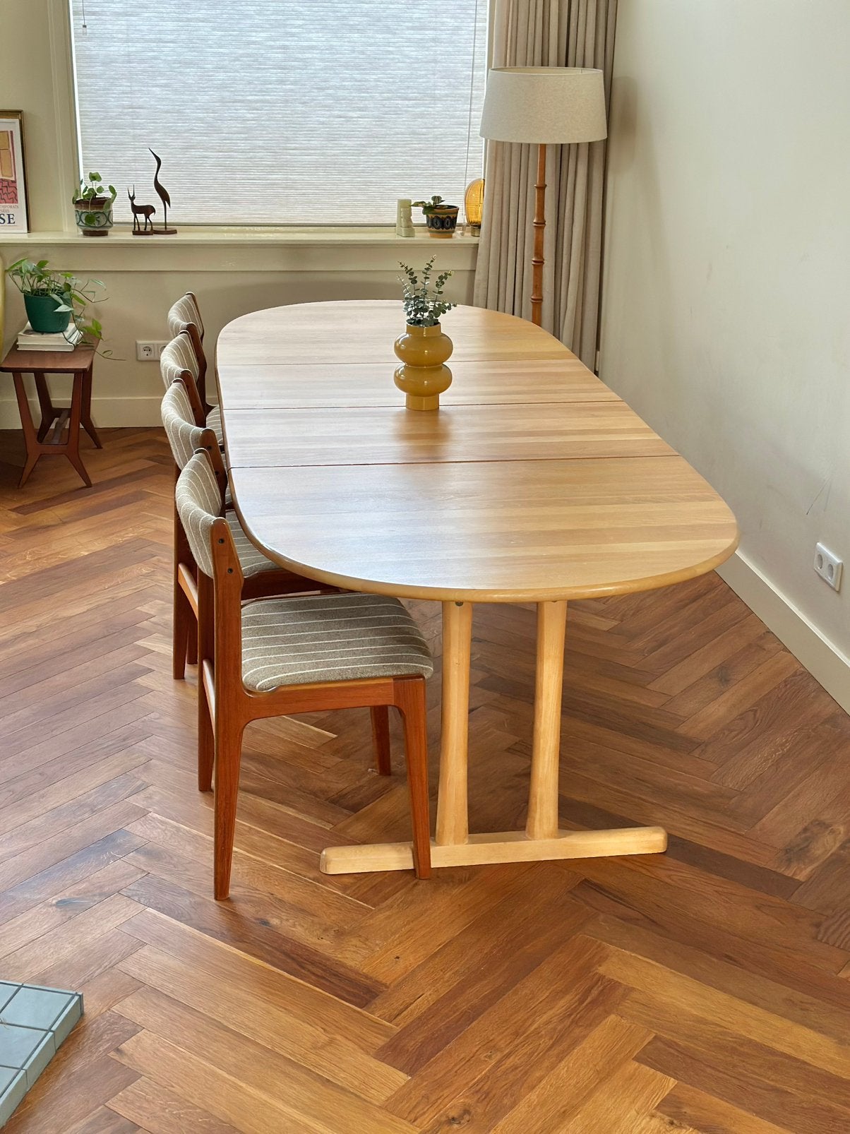 Vintage eettafel XL Deens beuken hout jaren 60/70/80, Huis en Inrichting, Ophalen, Gebruikt, 100 tot 150 cm, 200 cm of meer