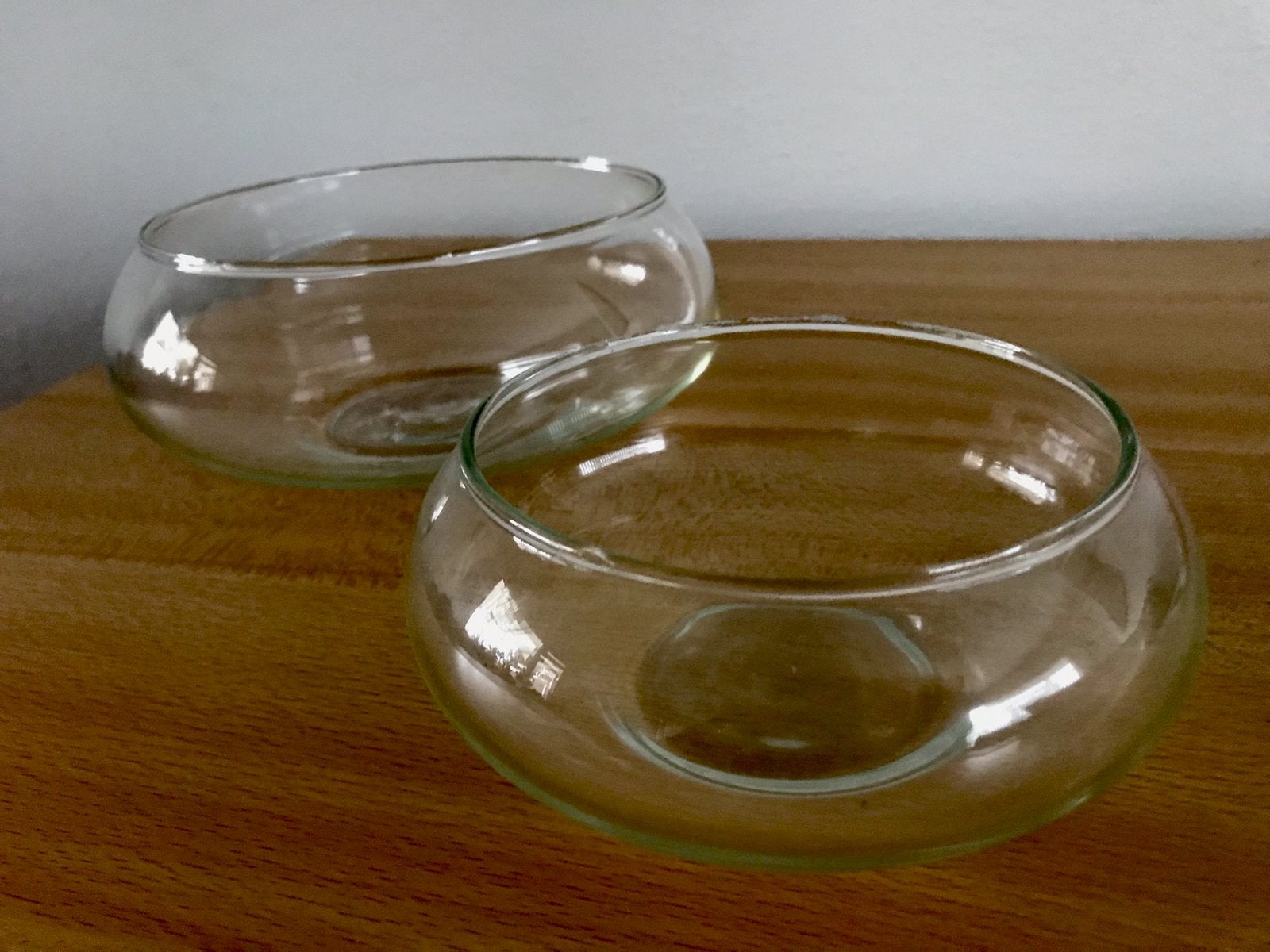 2 glazen schaaltjes(samen €3), Huis en Inrichting, Ophalen of Verzenden, Zo goed als nieuw, Glas, Schaal of Schalen