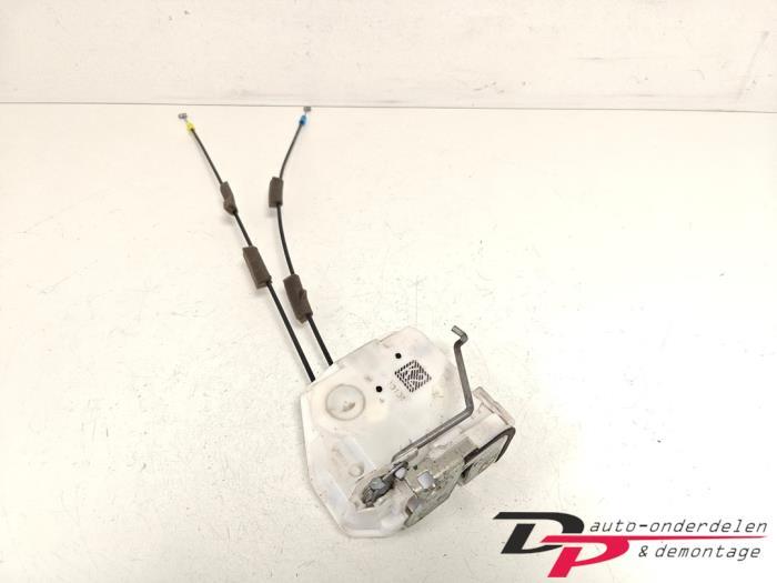 Deurslot Mechaniek 4Deurs links-voor van een Mitsubishi Spac, Gebruikt, -, -, Ophalen of Verzenden