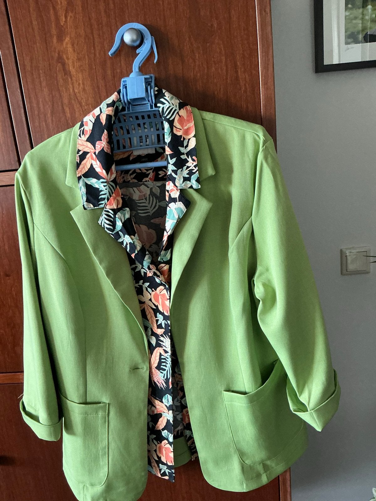 Linde Groen Jasje met Bloes Maat L, Maat 42/44 (L), Ophalen of Verzenden, Jasje, Gedragen