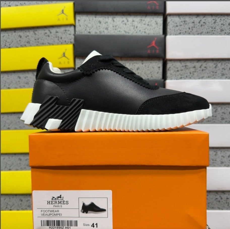 Hermes Veaupompei sneakers maat 41 tot 45, Ophalen, Nieuw, Zwart, Sneakers of Gympen