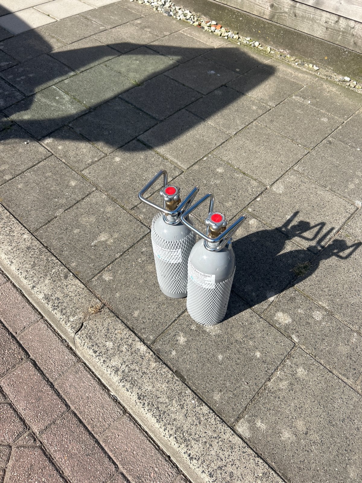 2x 4kg co2 (koolzuur) flessen (LEEG), Ophalen, Zo goed als nieuw