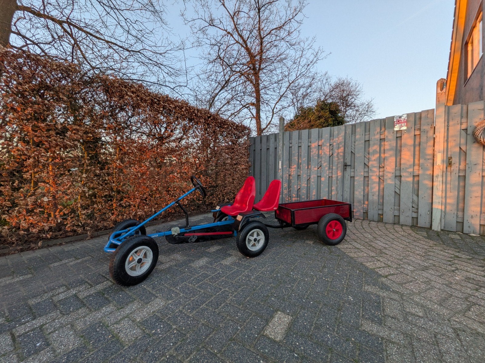 Berg skelter met extra zitje, aanhanger en reserveonderdelen, Ophalen, Gebruikt, Berg, Duozit