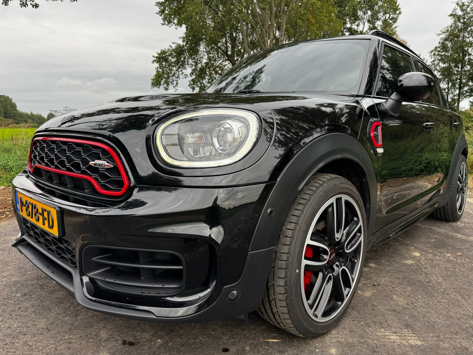 Mini Countryman JCW 231pk All4 Aut. ACC Pano Carplay Works, Automaat, 1800 kg, Zwart, Zwart
