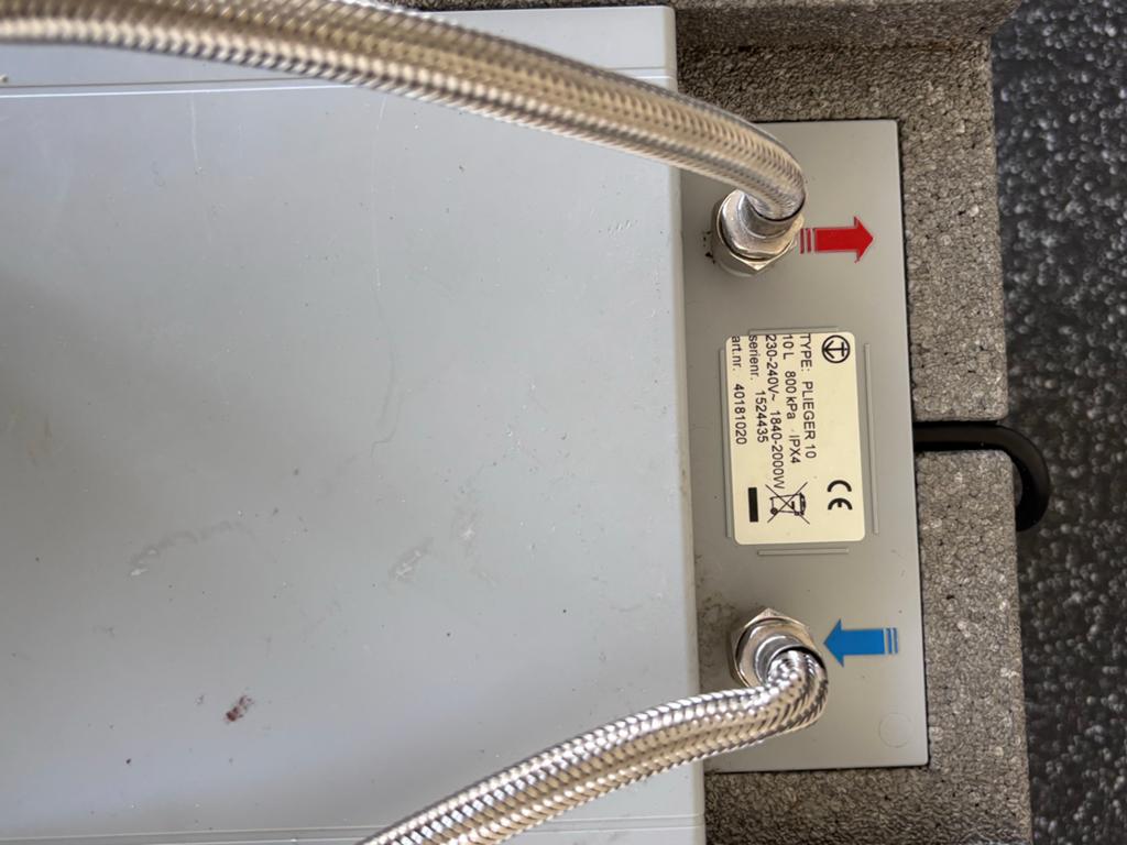 Pfleger 10 liter boiler - Compact en Efficiënt, Doe-het-zelf en Verbouw, Geisers en Boilers, Ophalen, Gebruikt, Boiler, Minder dan 20 liter