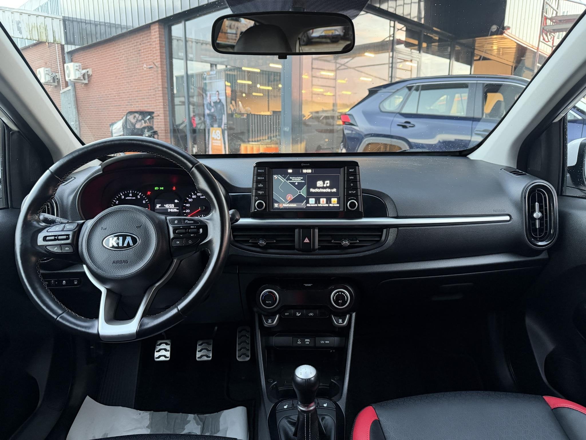 Kia Picanto 1.2 CVVT X-Line APPLE / ANDROID AUTO | STOEL VER, Auto's, Voorwielaandrijving, 839 kg, Gebruikt, Euro 6