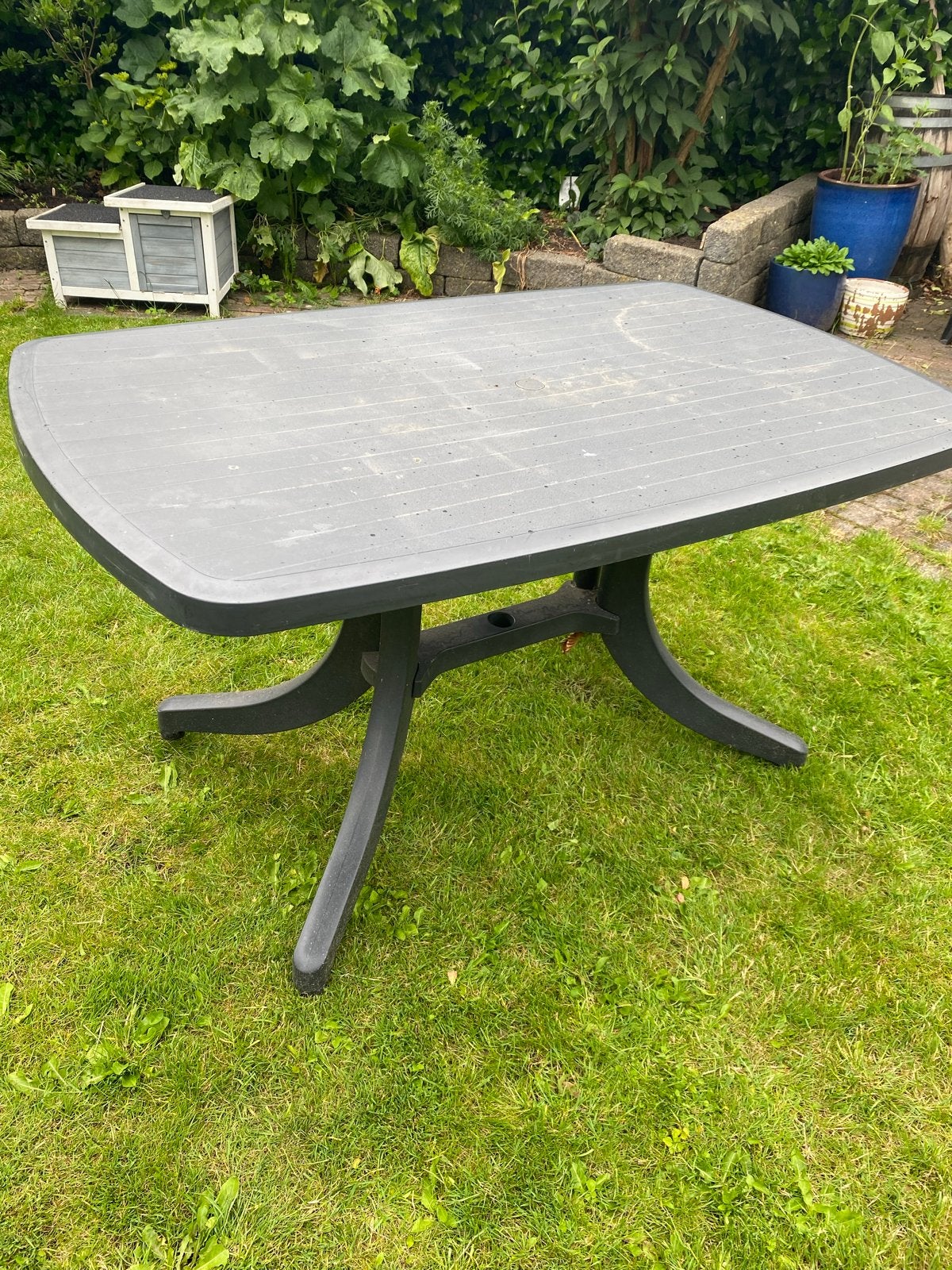 Hartman tuintafel - Nette staat, kan een poetsbeurt gebruike, Tuin en Terras, Ophalen, Gebruikt, Rechthoekig, Kunststof