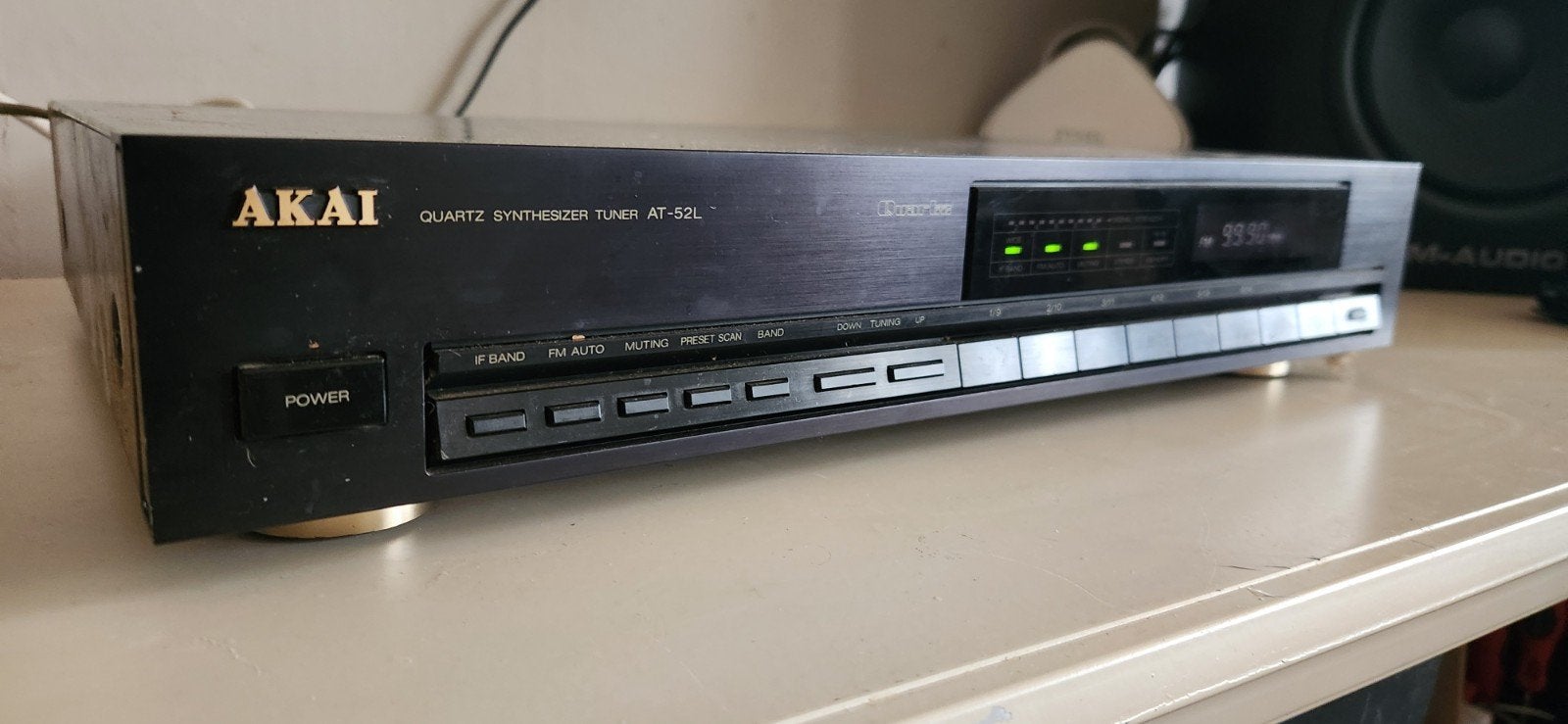 Akai AT-52L Quartz Synthesizer Tuner, Ophalen, Gebruikt, Analoog