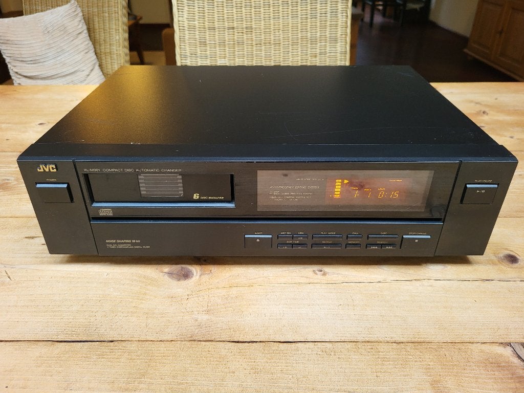 Uitstekende JVC CD-speler met handige wisselaar, Ophalen, Zo goed als nieuw, JVC, Wisselaar