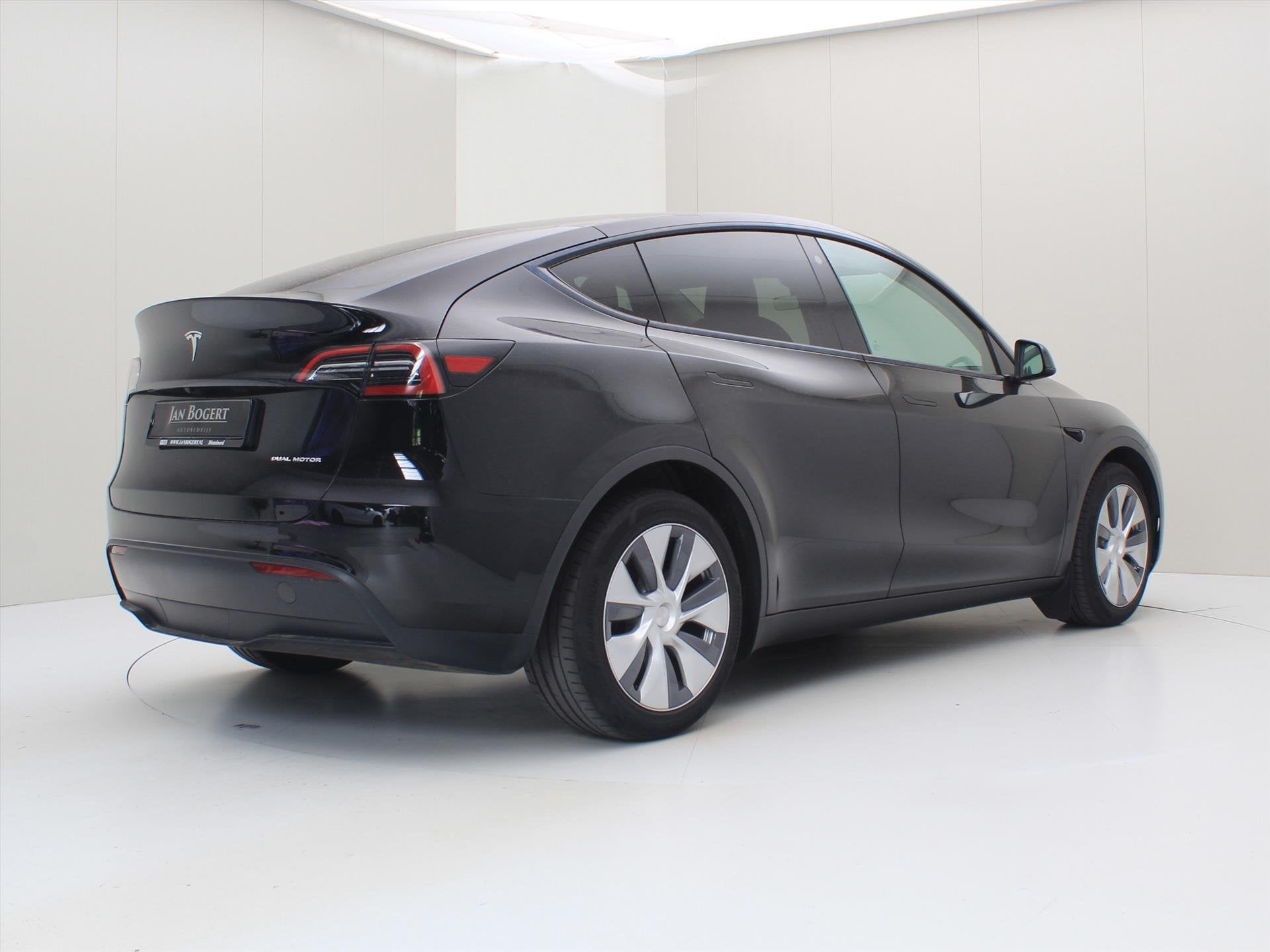Tesla Model Y Long Range AWD 75kWh 351pk 93.2% SoH AMD RYZEN, Auto's, Automaat, Gebruikt, Zwart, Zwart