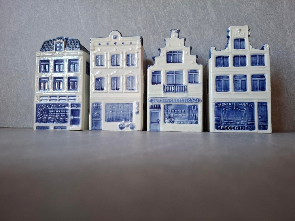 Delfts blauw grachtenhuisjes, Ophalen