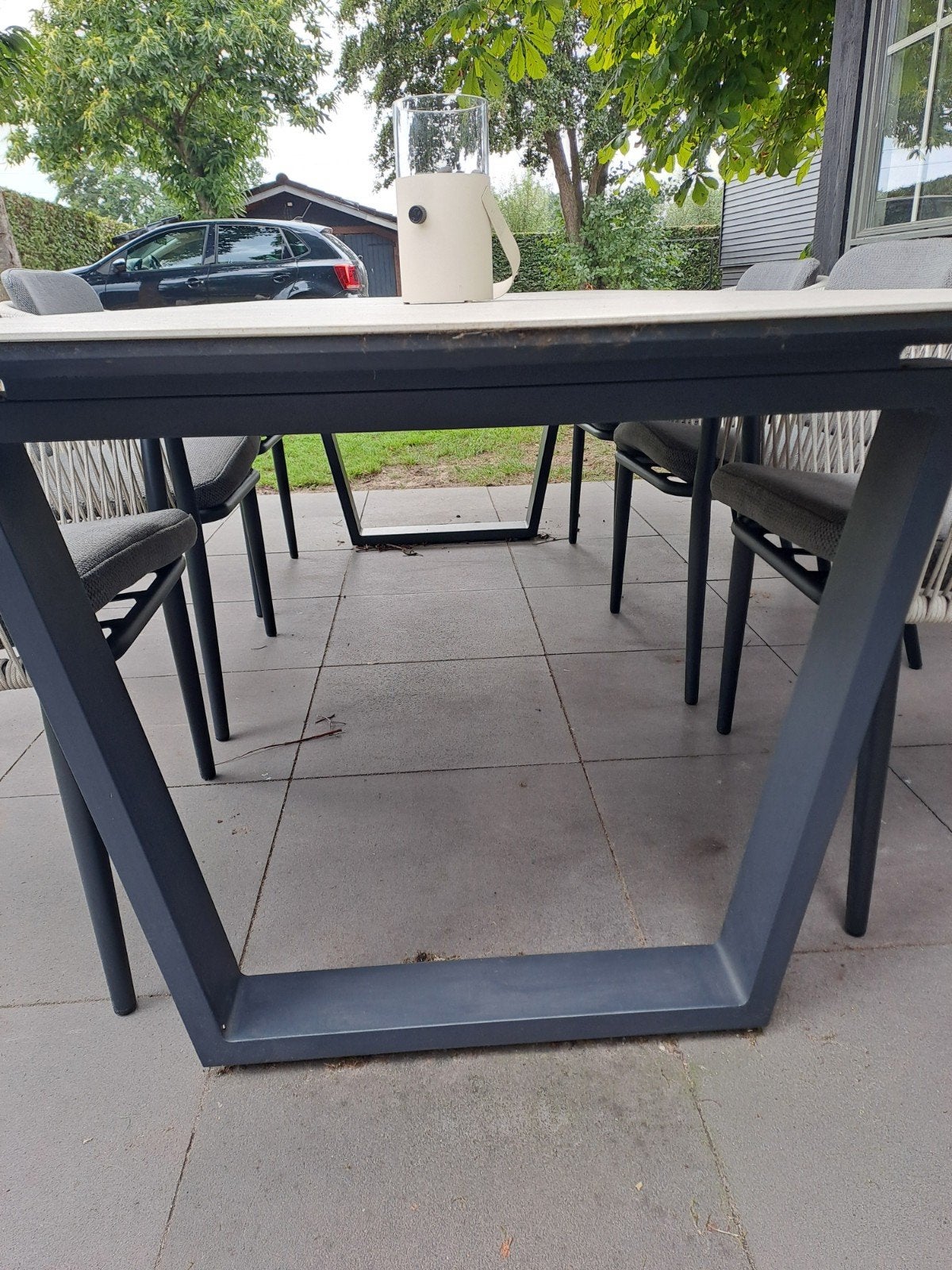 Foto 3 van Moderne tuinset met 6 stoelen en tafel