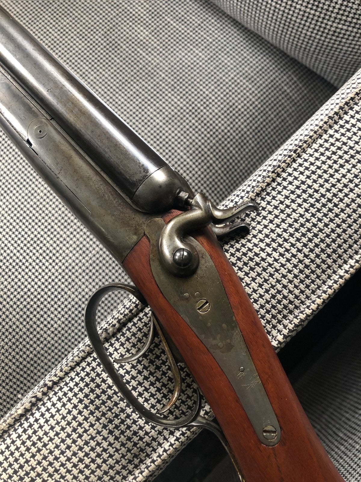 Antiek Husqvarna kaliber 16 jachtgeweer, Ophalen