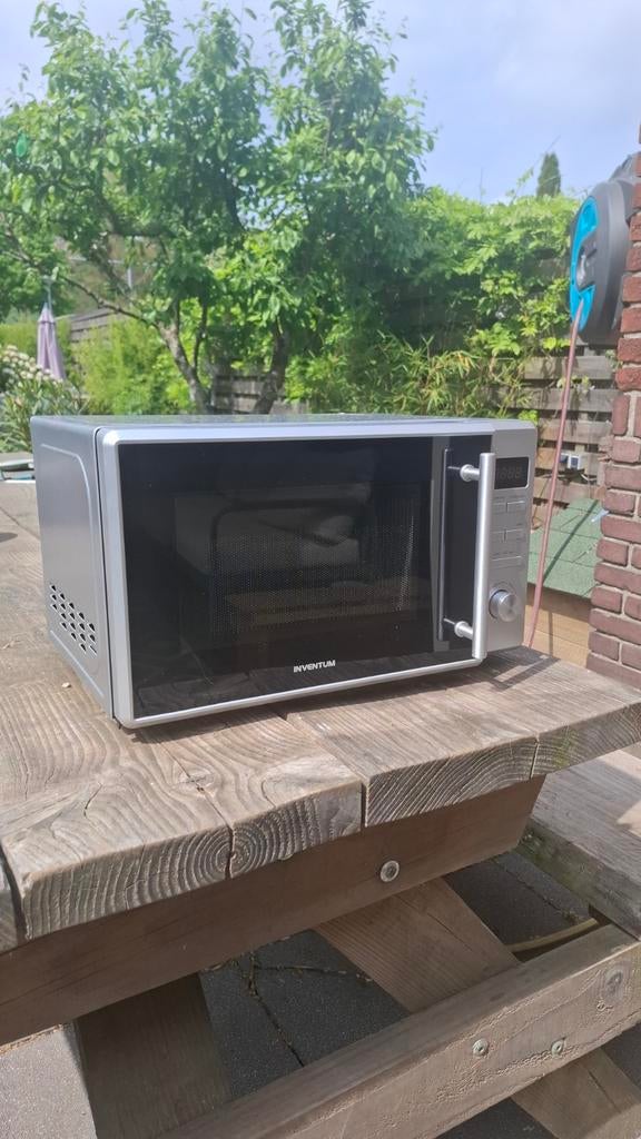 Inventum Magnetron MN207S/02–800W–In Zeer Goede Staat, Witgoed en Apparatuur, Magnetrons, Ophalen, Minder dan 45 cm, Draaiplateau