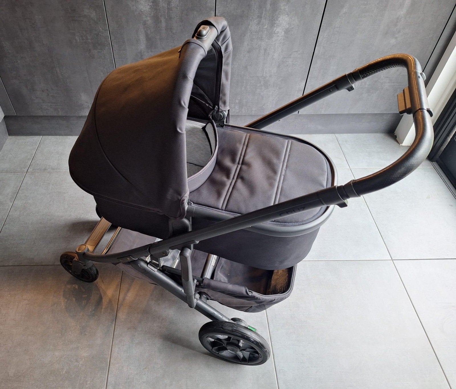 UPPAbaby Cruz V2 met reiswieg en zitje, Kinderen en Baby's, Ophalen