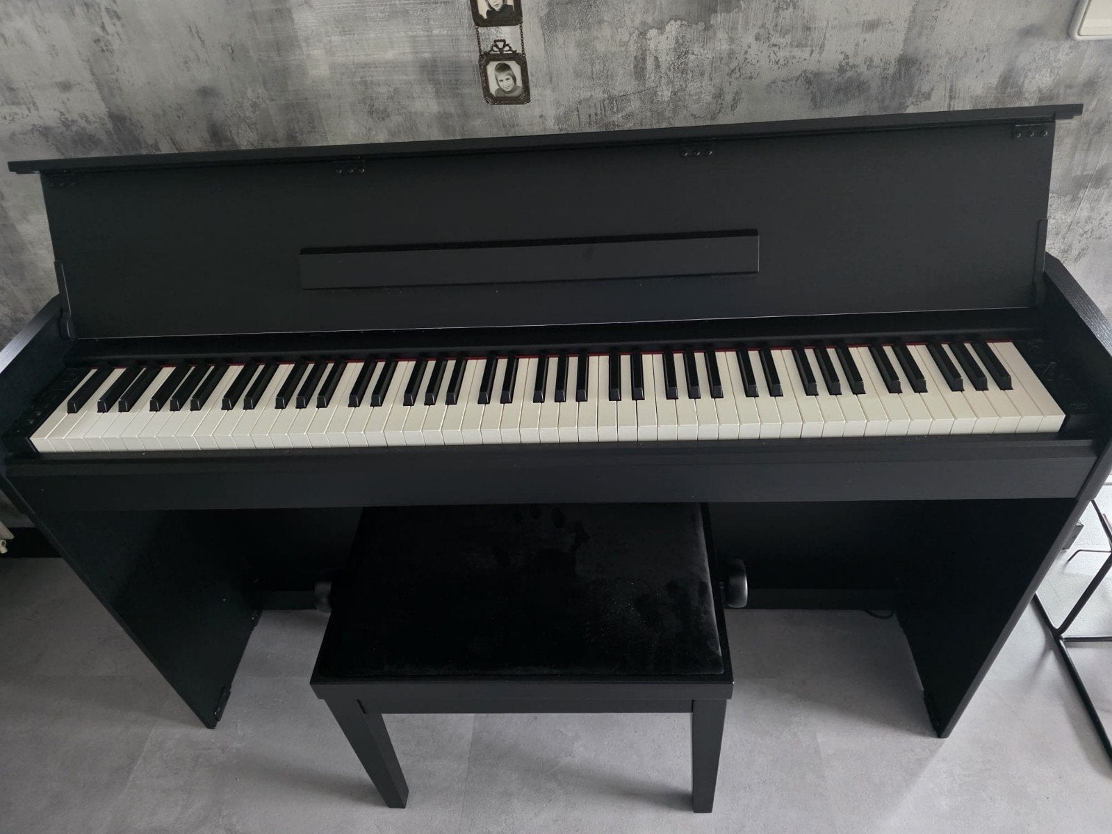 Yamaha digitale piano met kruk - Zo goed als nieuw, Muziek en Instrumenten, Piano's, Ophalen, Zwart, Digitaal, Zo goed als nieuw