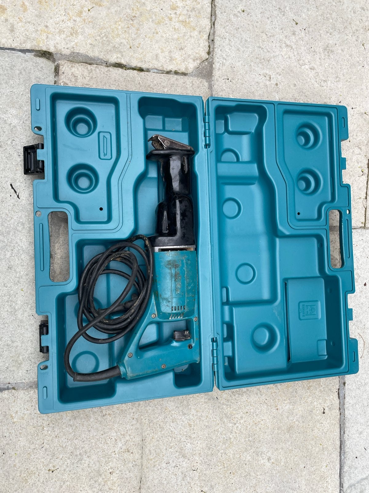 Makita Reciprozaag in koffer - Gebruikt, Ophalen, Gebruikt, 70 mm of meer, 600 tot 1200 watt