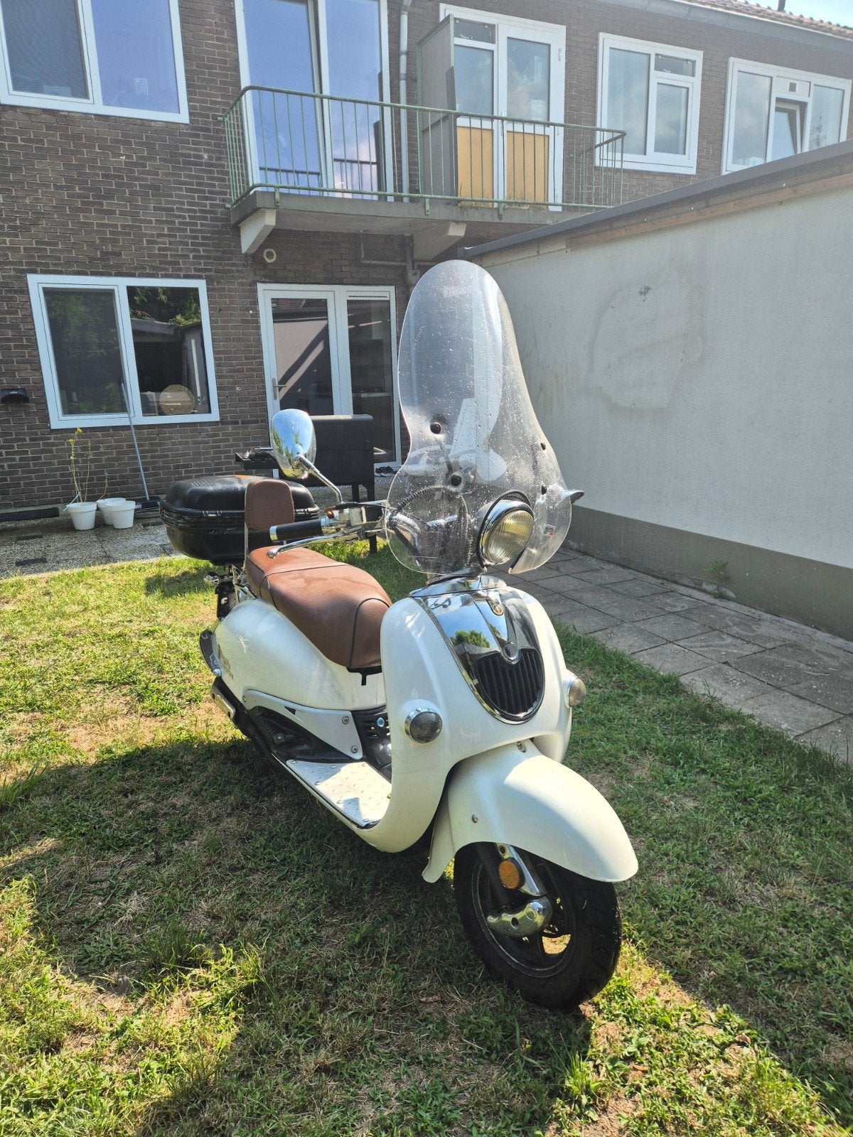 Retro Scooter met Windscherm en Topkoffer, Ophalen, Gebruikt, Benzine, Overige merken