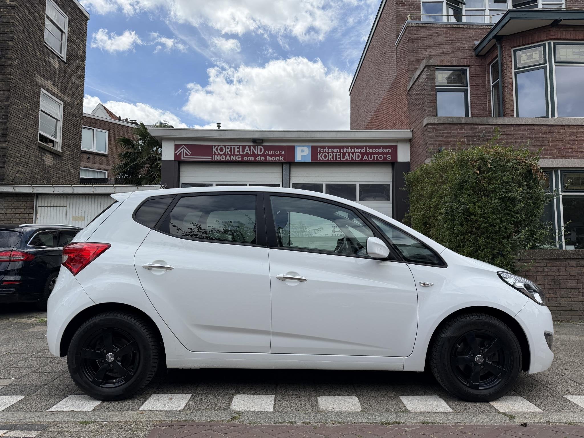 Hyundai ix20 1.4i Premium, Voorwielaandrijving, Euro 5, Gebruikt, Huisgarantie