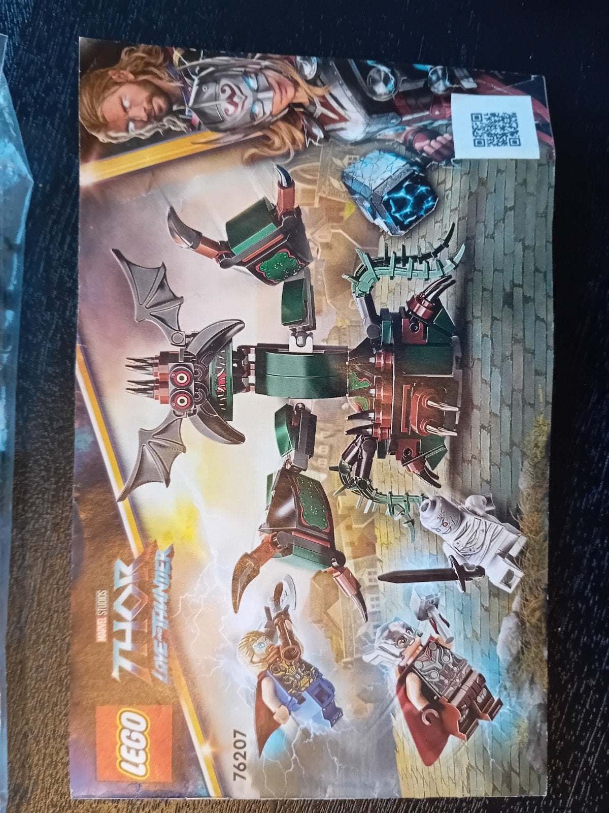 lego set 76207 marvel attack on asgard, Kinderen en Baby's, Marvel, Lego, Ophalen of Verzenden, Zo goed als nieuw
