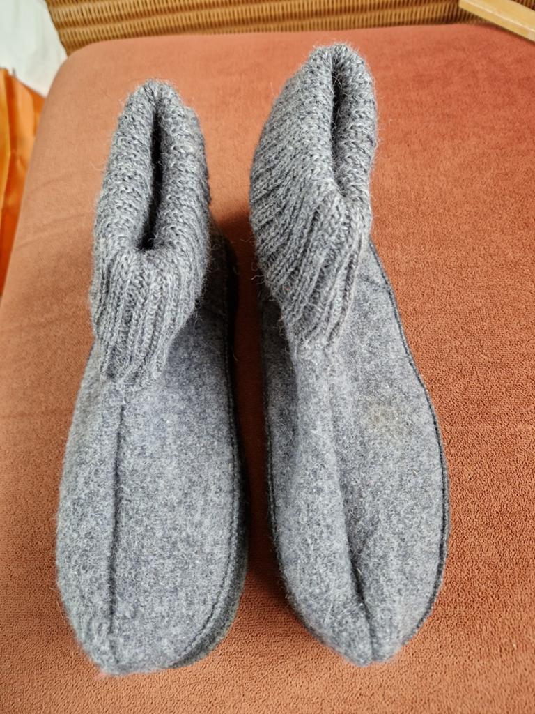 Bergstein pantoffels maat 37 - grijs, Bergstein, Ophalen of Verzenden, Gedragen, Pantoffels of Sloffen