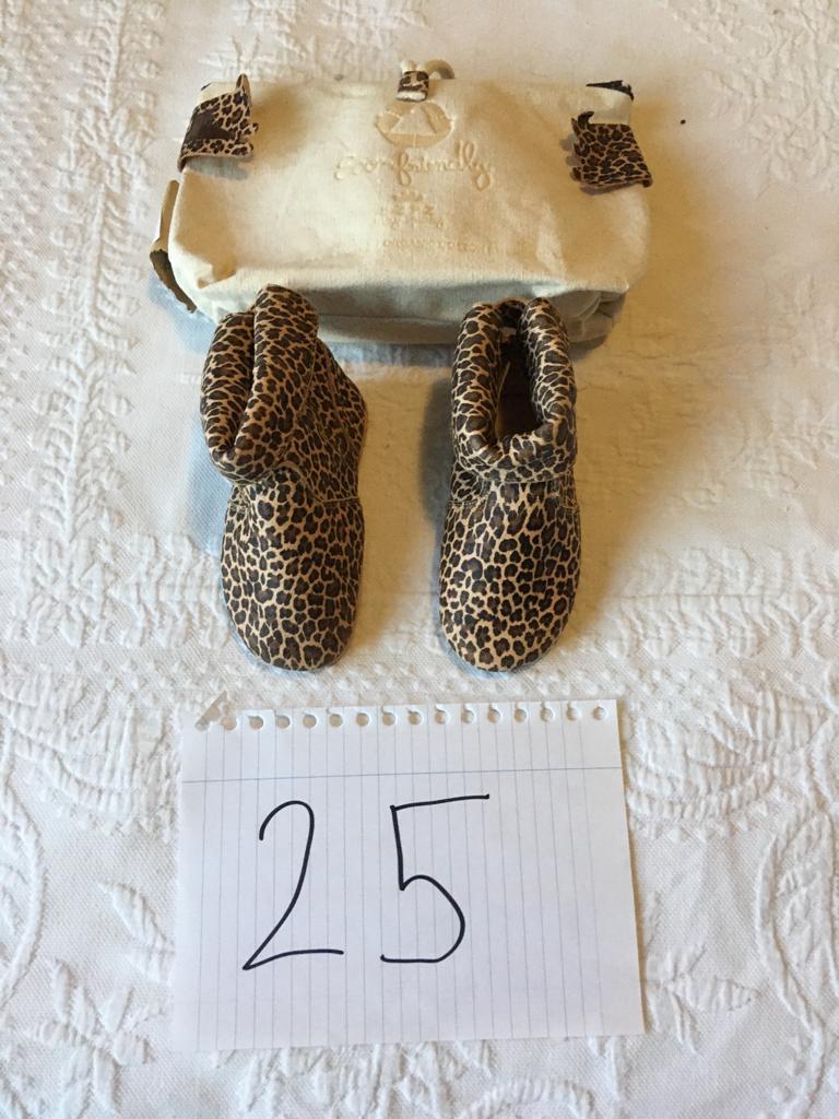 Bobotte sloffen maat 25 NIEUW  Ophalen of verzenden., Ophalen, Nieuw, Meisje