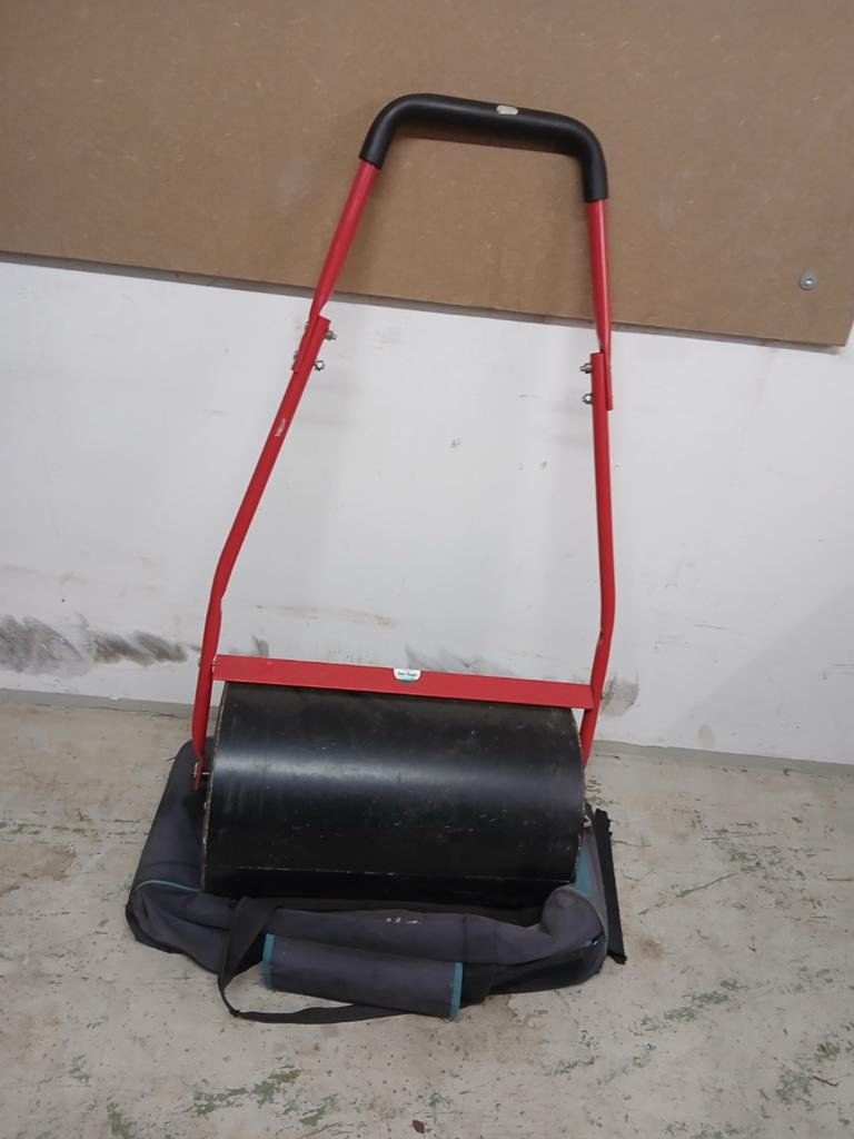 Grasroller voor tuin en gazon, Ophalen, Gebruikt
