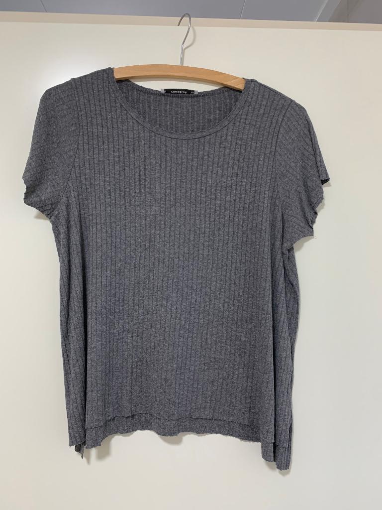 Grijs dames t’shirt maat S, Ophalen of Verzenden, Korte mouw, Grijs, Gedragen