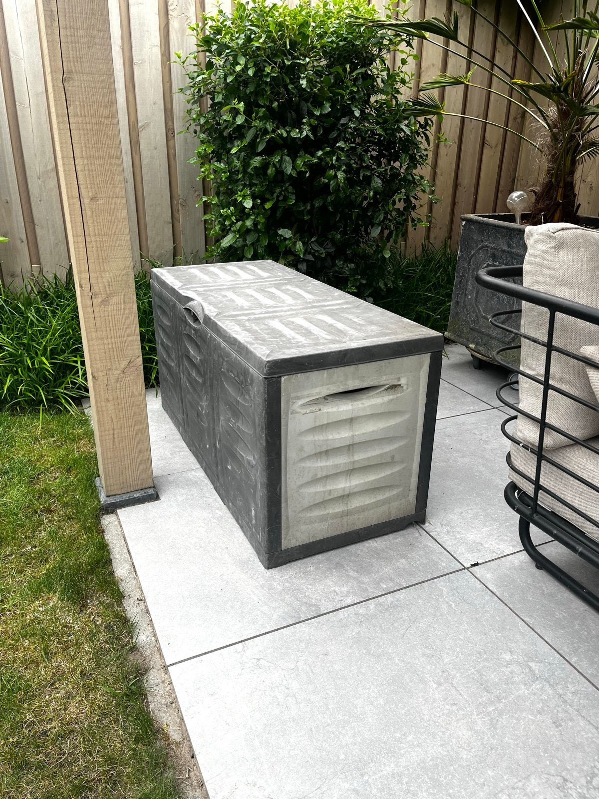 Tuinkussen opbergbox kist 50x115 & roze rode bloempot, Tuin en Terras, Kunststof, Gebruikt, 100 cm of meer, Ophalen of Verzenden