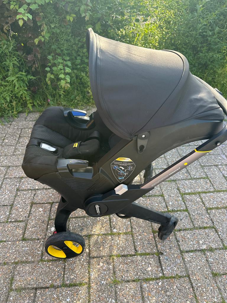Doona kinderwagen - In goede staat, Zo goed als nieuw, Met autostoeltje, Ophalen, Kinderwagen