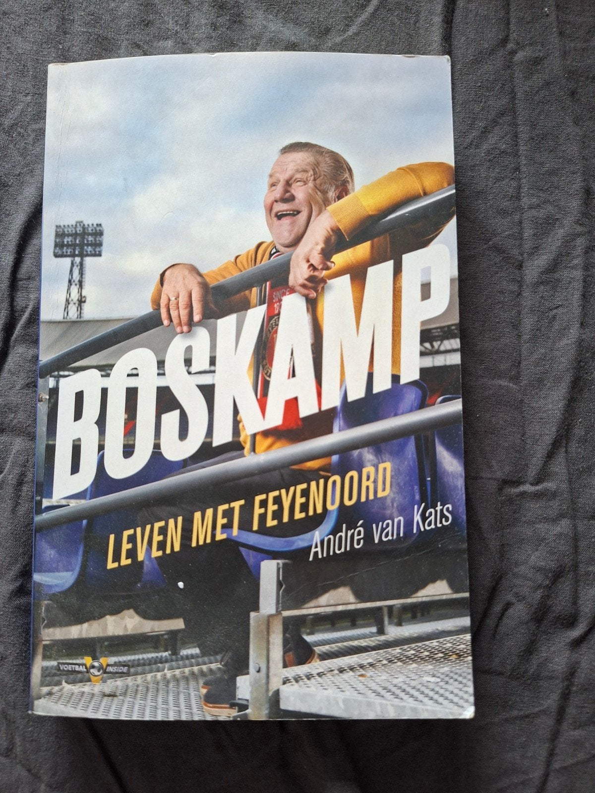 Boek: Boskamp - Leven met Feyenoord, Ophalen of Verzenden, Gelezen, André van Kats, Balsport