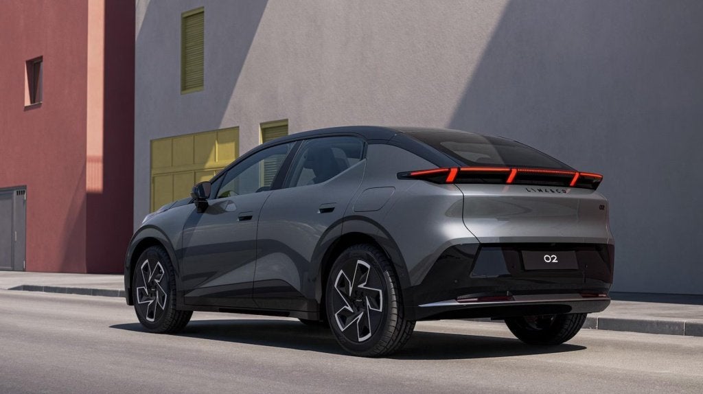 Lynk & Co 02 | CORE | Stoelverwarming | Achteruitrij camera, Auto's, Automaat, Zwart, 1795 kg, Nieuw