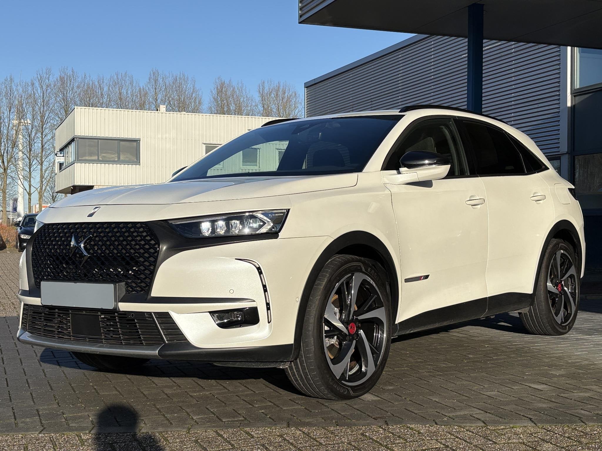 DS DS 7 Crossback E-Tense 4x4 Performance Line+ 300pk | Pano, Auto's, DS, Automaat, 1800 kg, Gebruikt, 4 cilinders